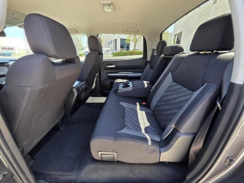Used 2018 Toyota Tundra SR5 image 17