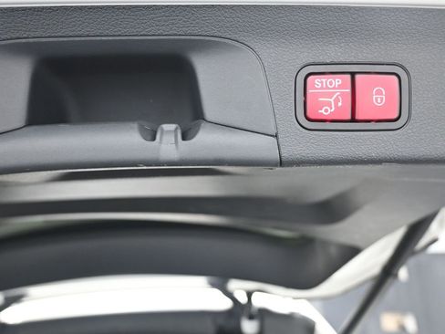 Used 2021 Mercedes-Benz GLS 580 GLS 580 image 27