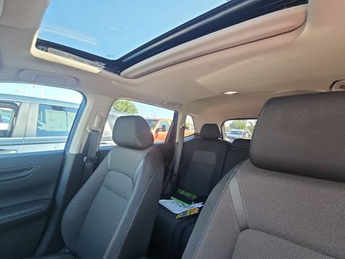 Used 2024 Honda CR-V EX image 8