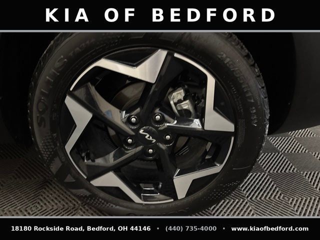 Certified 2026 Kia Seltos EX FWD image 28