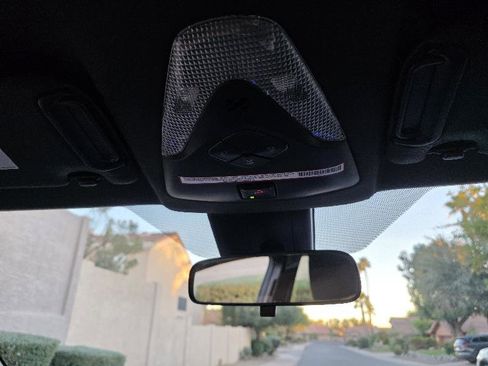 Used 2021 Toyota C-HR XLE image 21