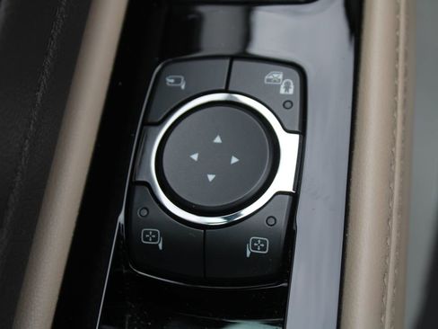 Used 2021 Lincoln Aviator Reserve w/ Equipment Group 201A image 22