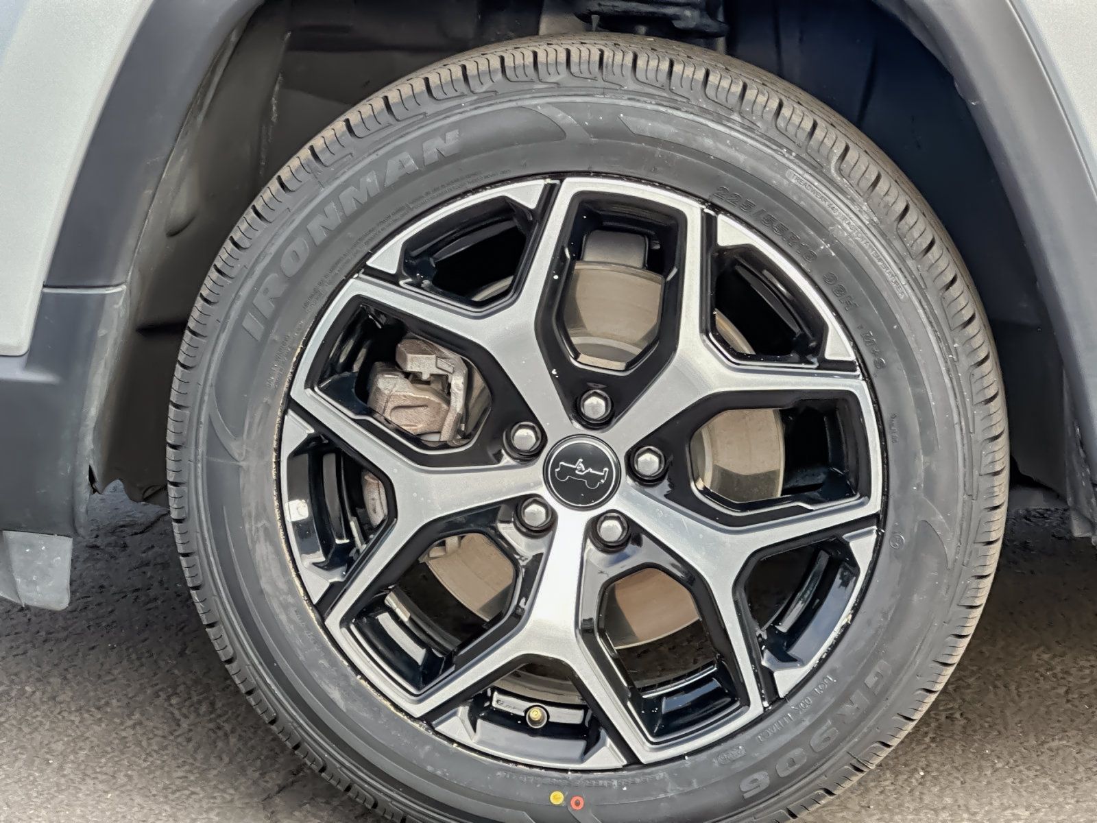 Used 2025 Jeep Compass Limited AWD/4WD image 25