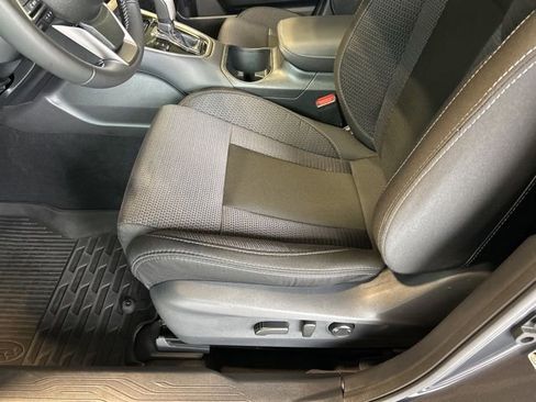Used 2025 Subaru Outback Premium AWD/4WD image 44