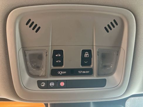 Used 2019 Chevrolet Malibu Premier image 24