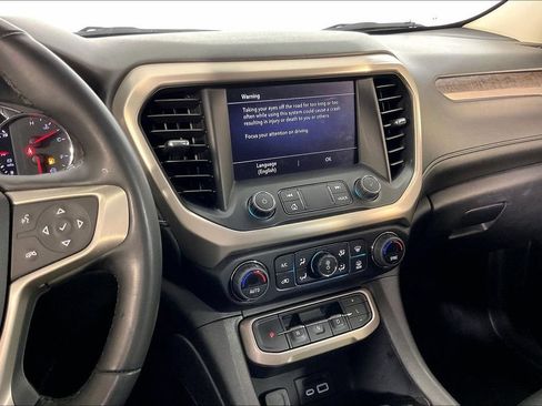 Used 2023 GMC Acadia Denali FWD image 8