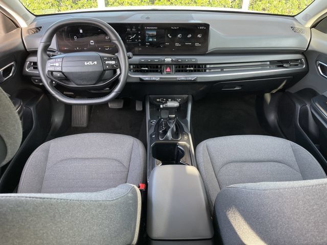 Used 2025 Kia K4 EX FWD image 9
