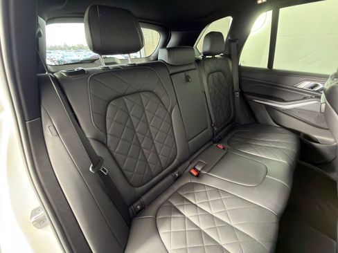 Used 2023 BMW X5 sDrive40i w/ Premium Package image 32