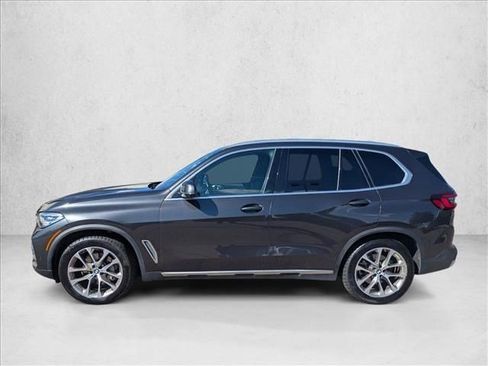 Used 2022 BMW X5 xDrive40i w/ Premium Package image 9