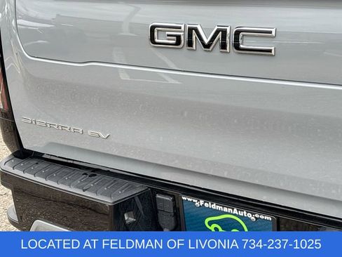 Used 2024 GMC Sierra EV Denali AWD/4WD image 31