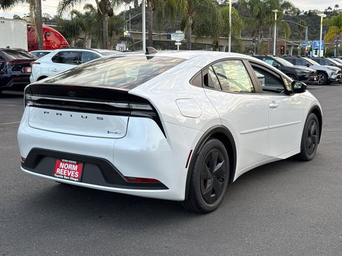 New 2026 Toyota Prius Plug-In Hybrid image 8