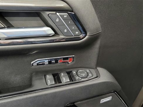 Used 2023 GMC Sierra 1500 AT4 w/ Technology Package image 28