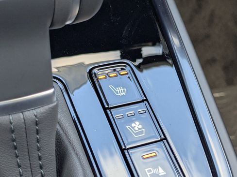 New 2025 Kia Niro SX image 29