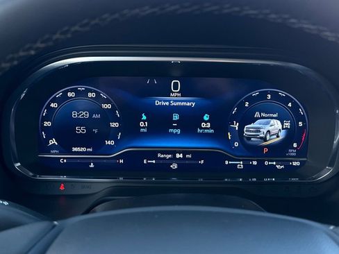 Certified 2024 Chevrolet Suburban Premier image 32