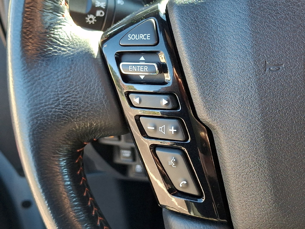 Used 2023 Nissan Frontier PRO-4X w/ Pro Convenience Package AWD/4WD image 22