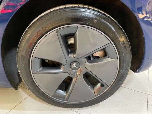 Used 2023 Tesla Model 3 Standard Range image 11