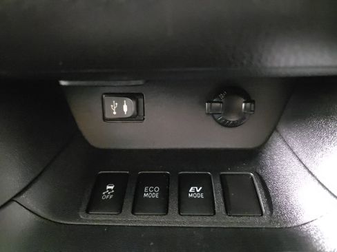 Used 2014 Toyota Highlander Limited Platinum AWD/4WD image 21