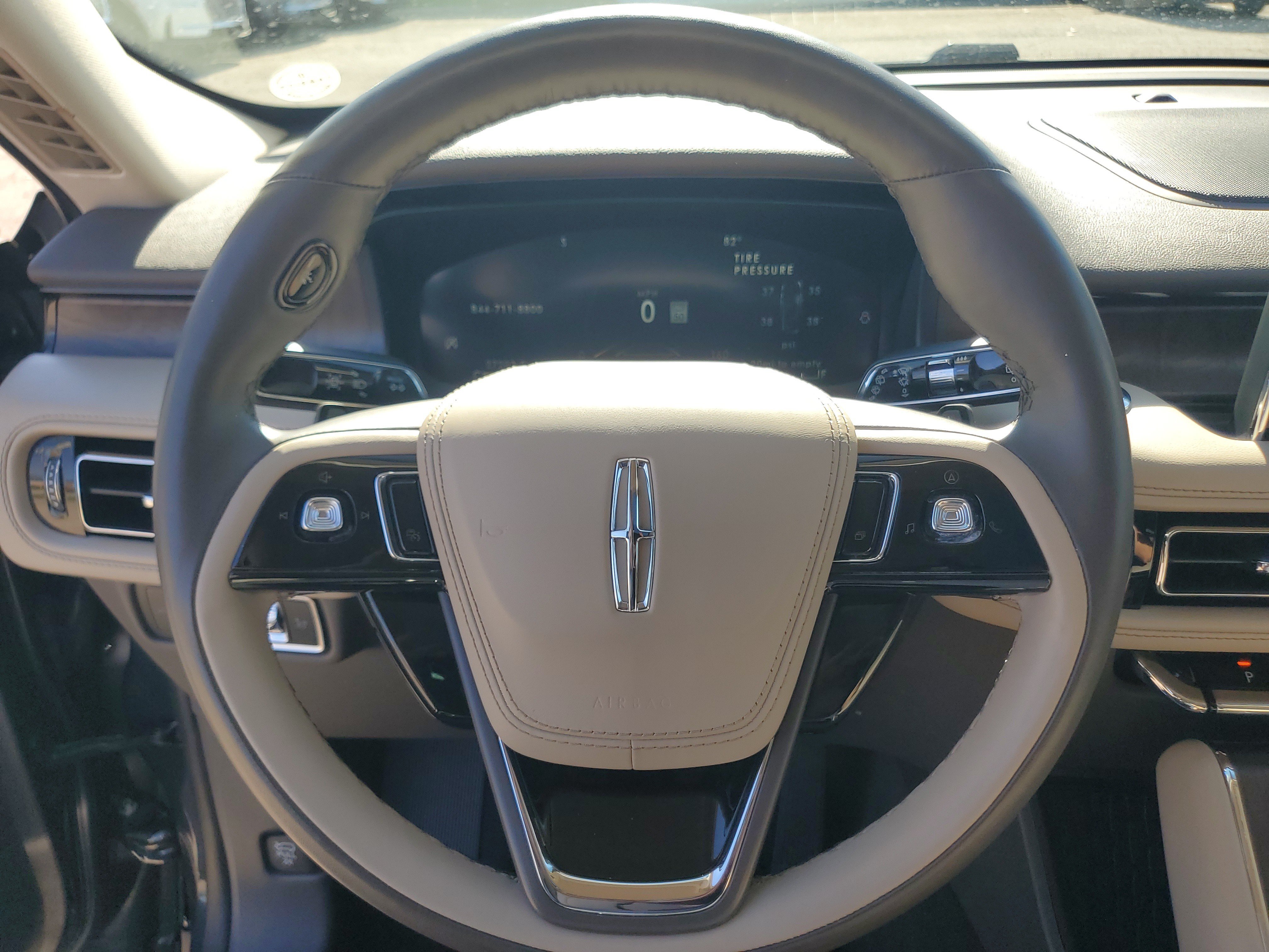 Used 2024 Lincoln Aviator Reserve w/ Equipment Group 201A AWD/4WD image 14