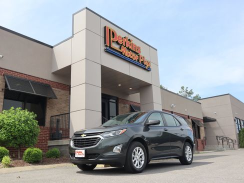Used 2018 Chevrolet Equinox LS AWD/4WD image 31