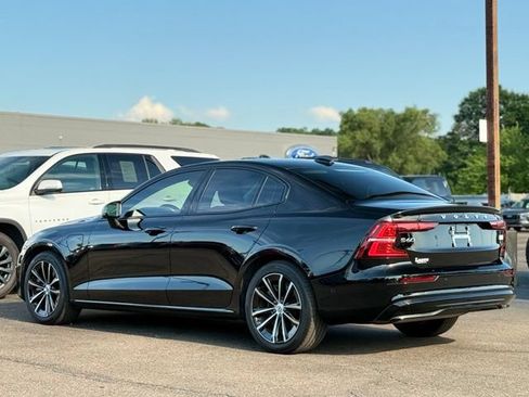 Used 2023 Volvo S60 T8 Plus AWD/4WD image 34