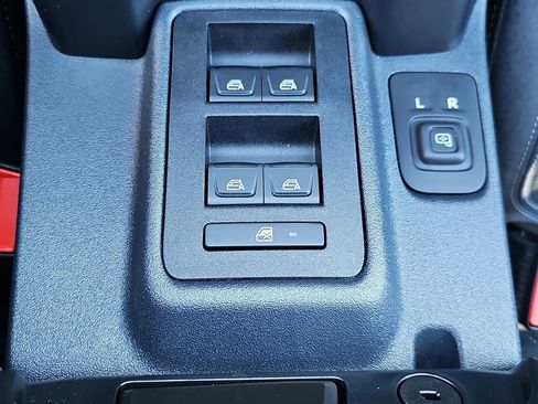 New 2025 Ford Bronco Big Bend image 28