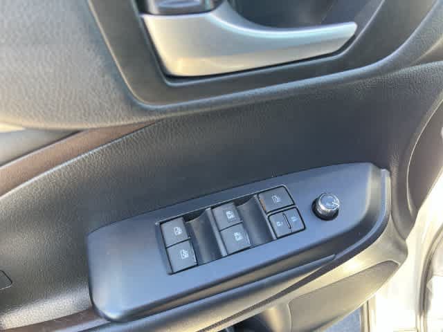 Used 2019 Toyota Highlander XLE w/ Protection Package #3 AWD/4WD image 33