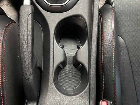 Used 2021 Hyundai Veloster Turbo image 38