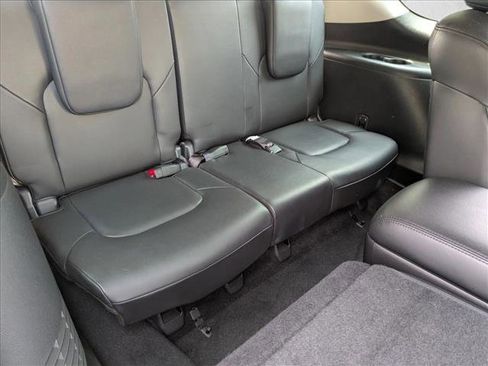 Used 2023 Nissan Armada SL w/ Captain's Chairs Package RWD image 19