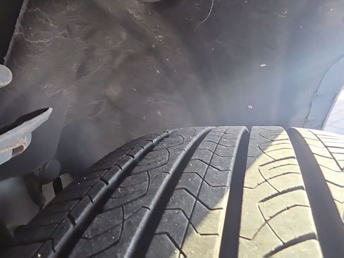 Used 2024 Ford Escape ST-Line image 19