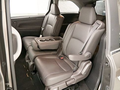 Used 2018 Honda Odyssey EX-L image 20