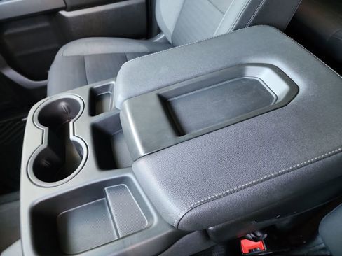 Used 2025 Chevrolet Silverado 2500 Custom w/ Custom Value Package image 32