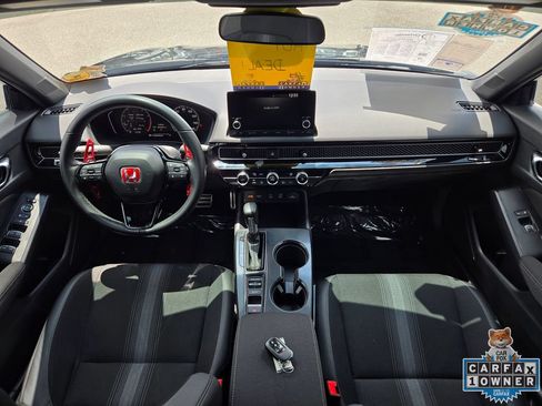 Used 2025 Honda Civic Sport image 40