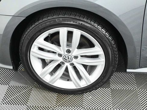 Used 2019 Volkswagen Passat 2.0T Wolfsburg FWD image 27