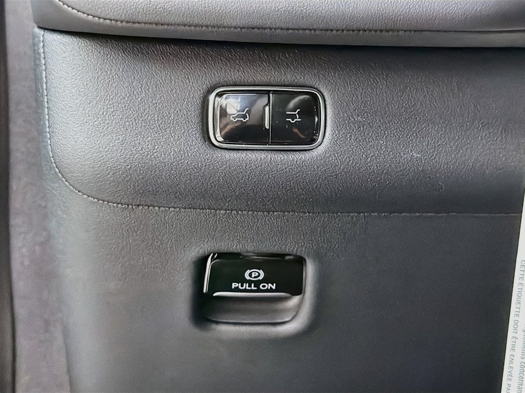 New 2026 Lincoln Navigator Premiere AWD/4WD image 10