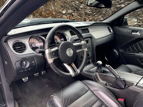 Used 2012 Ford Mustang Premium image 11