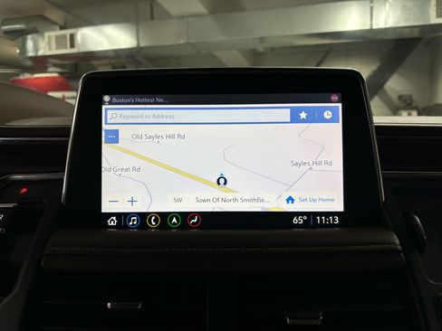 Used 2021 Chevrolet Suburban High Country image 35