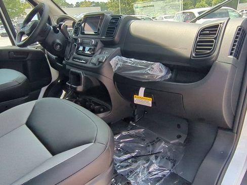 New 2026 RAM ProMaster 3500 w/ Convenience Group FWD image 30