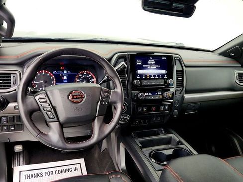 Used 2024 Nissan Titan PRO-4X w/ Pro-4x Convenience Package AWD/4WD image 12
