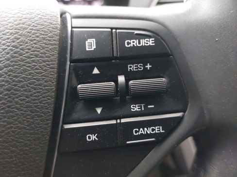 Used 2017 Hyundai Sonata Sport w/ Value Edition Package 02 image 18