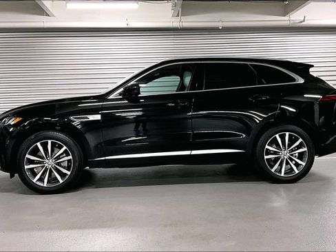 New 2026 Jaguar F-PACE R-Dynamic S image 3