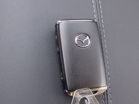 New 2025 MAZDA CX-30 AWD 2.5 S w/ Preferred Package image 32