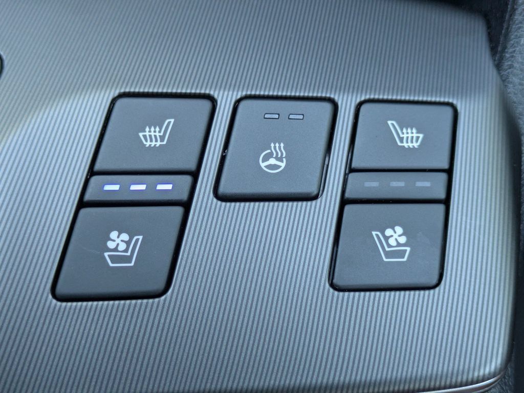 Used 2026 Kia Sportage SX FWD image 24