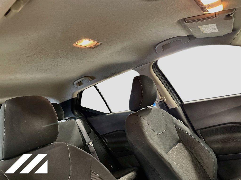Used 2023 Nissan Kicks SV FWD image 30