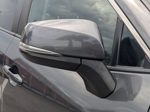 Used 2021 Toyota RAV4 XLE FWD image 12