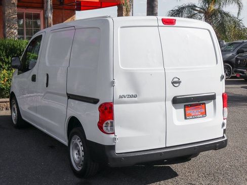 Used 2018 Nissan NV200 S w/ Cruise Control Package image 7