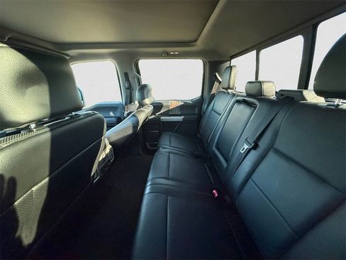 Used 2017 Ford F350 Lariat w/ Lariat Ultimate Package image 9