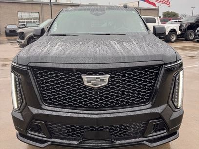 Used 2025 Cadillac Escalade V w/ LPO, ONYX Package