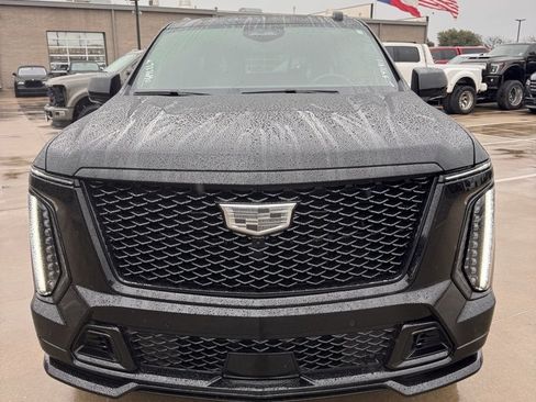 Used 2025 Cadillac Escalade V w/ LPO, ONYX Package image 1
