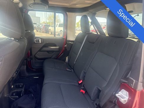 Used 2022 Jeep Wrangler Unlimited Sahara w/ Cold Weather Group image 6