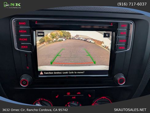 Used 2017 Volkswagen Jetta SE image 24